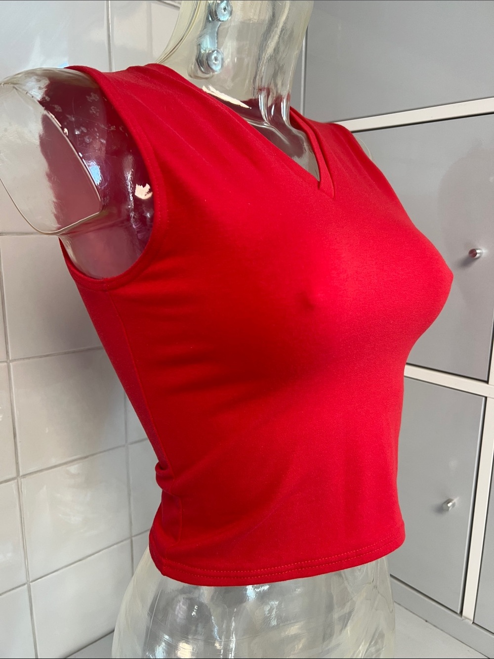 Red Cheer Camp Shell Athletic Team Top M NWOT
